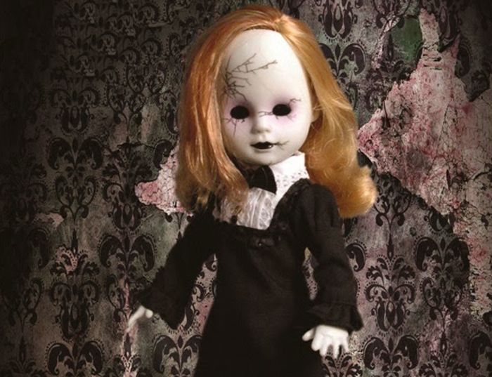 Living Dead Dolls "Agatha"